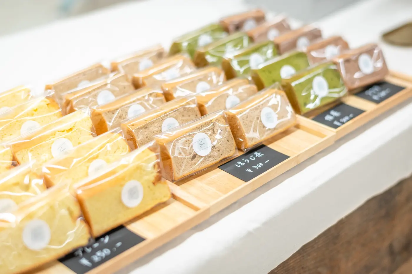 Sui chiffon シフォンケーキの販売風景